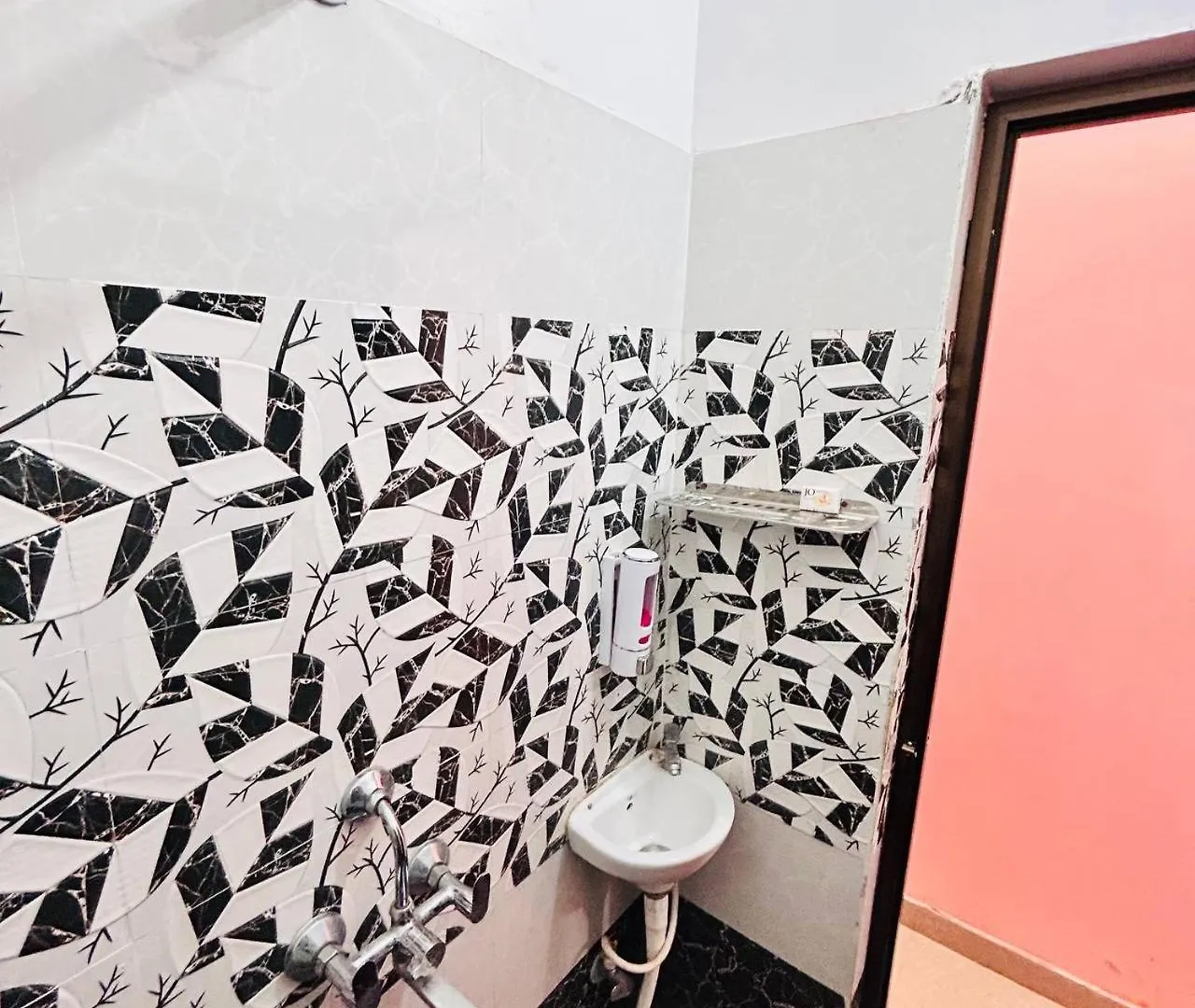 सुविधा गेस्ट हाउस, वाराणसी Apartment Varanasi 0*,  India
